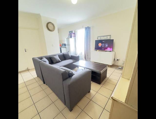 2 BEDROOM APARTMENT FOR SALE IN PARKLANDS EAST